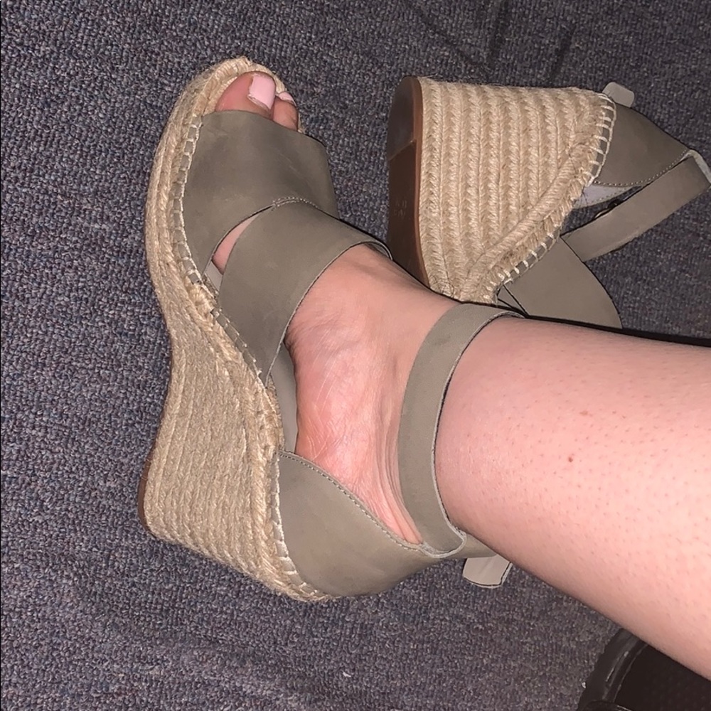 Treasure & Bond wedges